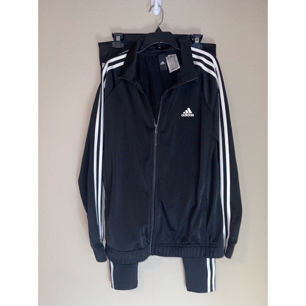 Women’s Adidas back and white tracksuit